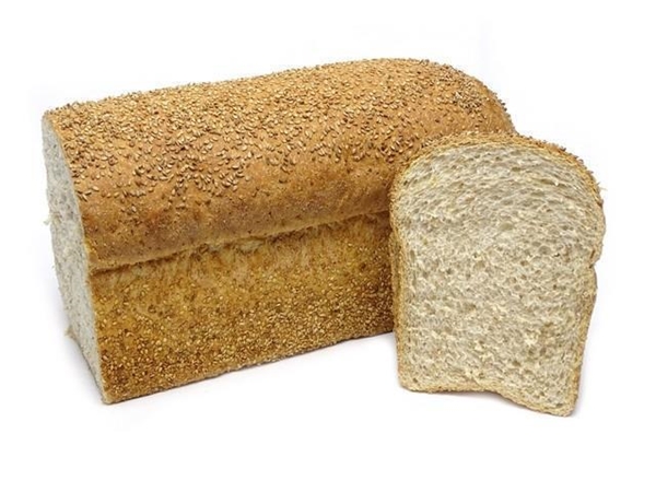 Bruin tarwebrood sesam.
