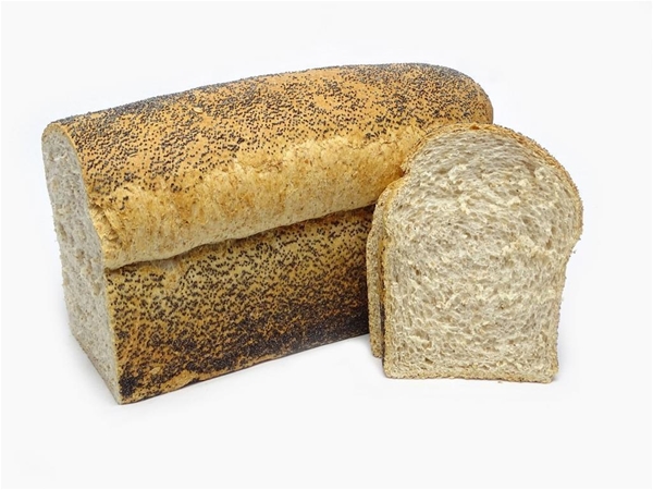 Bruin tarwebrood maanzaad.