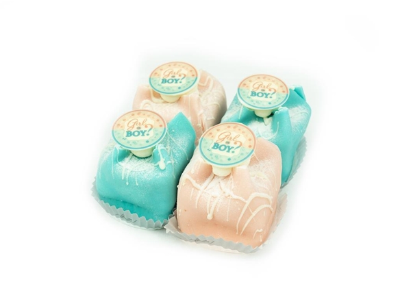 Gender reveal petitfours